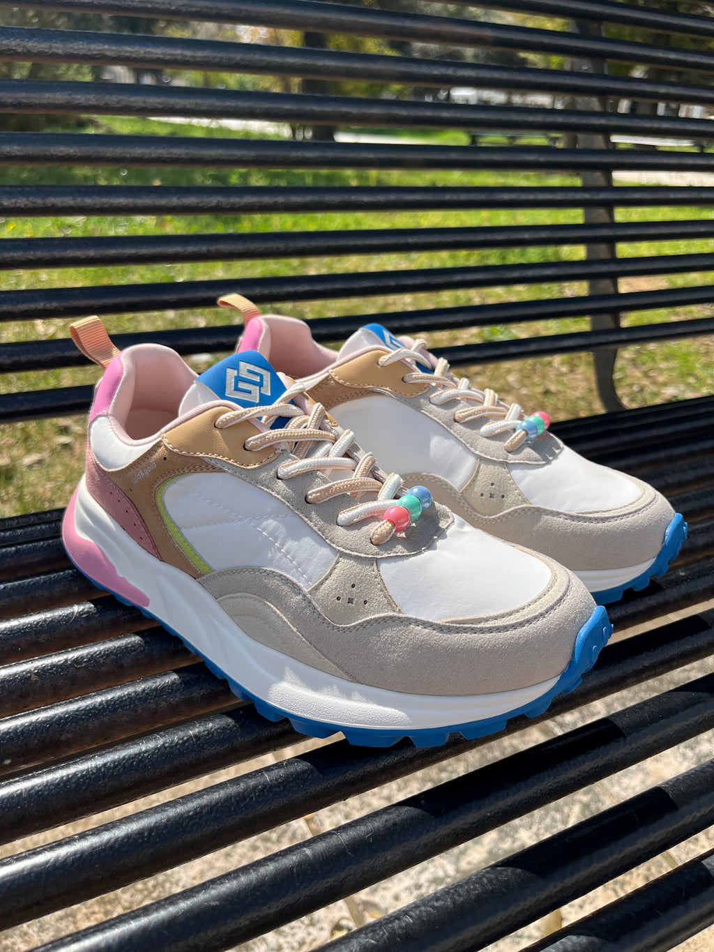 Sneaker con Lacci e Perline Tacco 5 cm